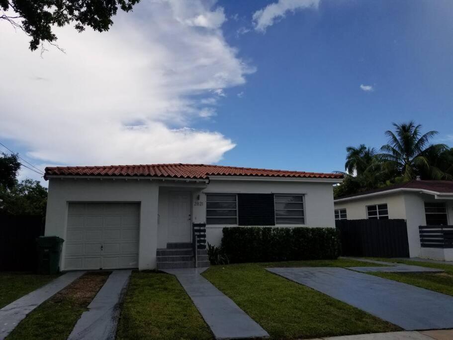 My Lovely Home In Miami 15 Minutes From The Beach Kültér fotó